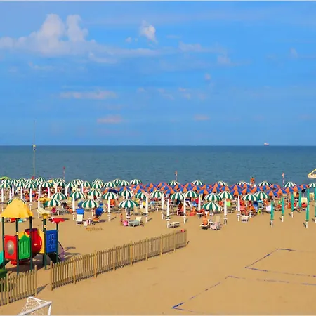 Gorgeous Flat 200 Metres From The Sea