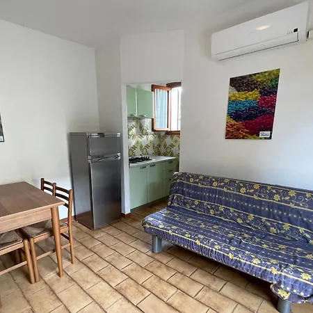 Apartment Gorgeous Flat 200 Metres From The Sea *
